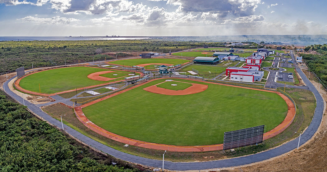 Twins and Phillies Baseball Academy